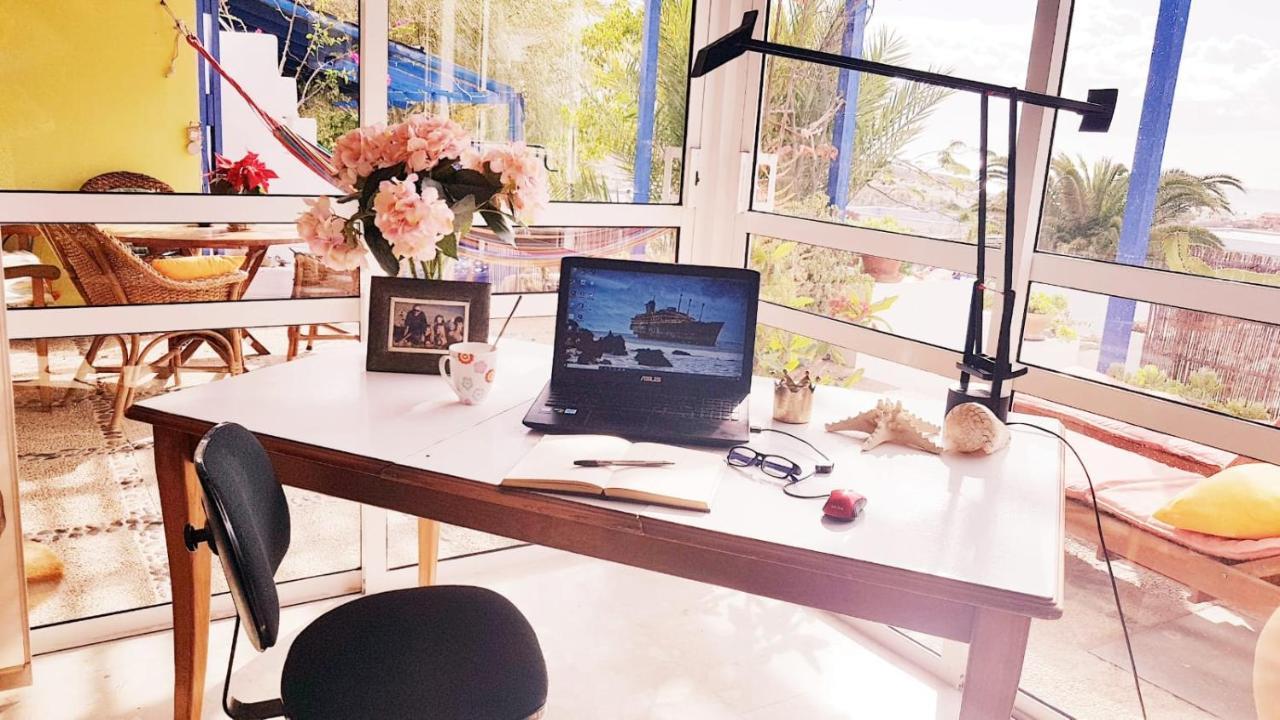 Holidays In Tarajalejo - Home Office With Sea View Екстериор снимка