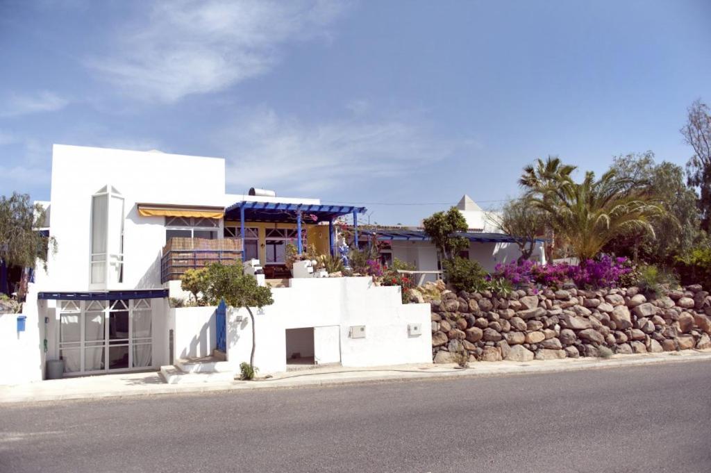Holidays In Tarajalejo - Home Office With Sea View Стая снимка