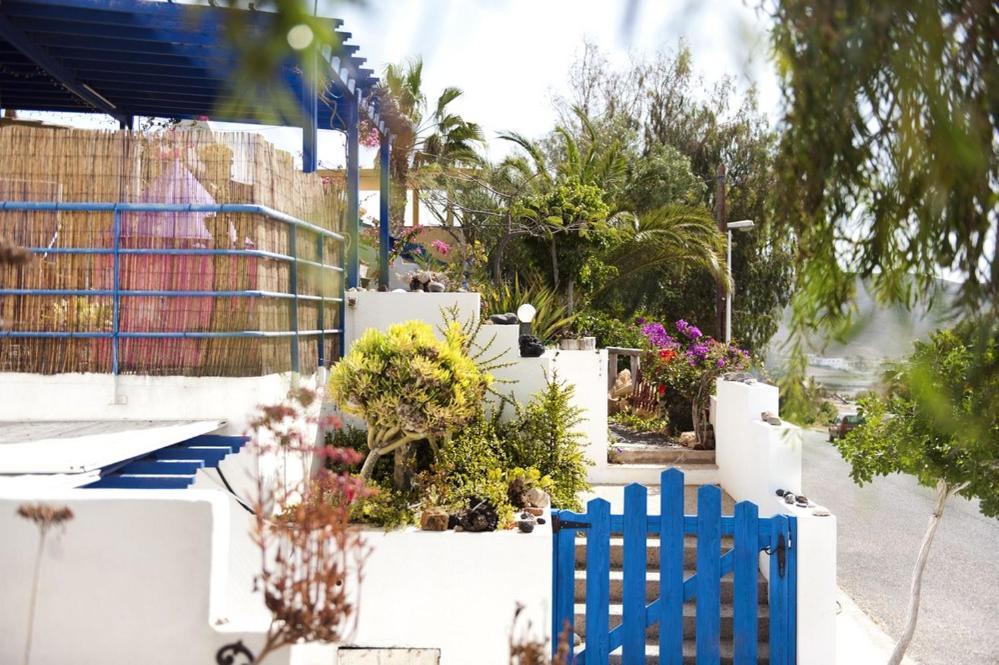 Holidays In Tarajalejo - Home Office With Sea View Стая снимка
